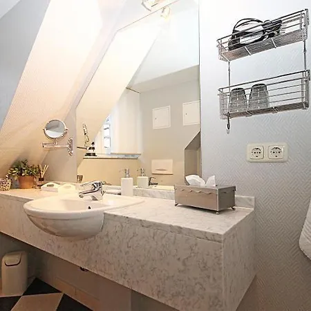 La-mer-wohnung-14-9525 * Kuehlungsborn
